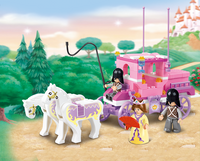 Girl's Dream Royal Carriage Building Brick Kit (137 Pcs)